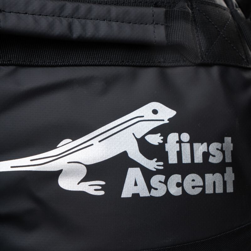 Yak Sac Duffel 35L-First Ascent